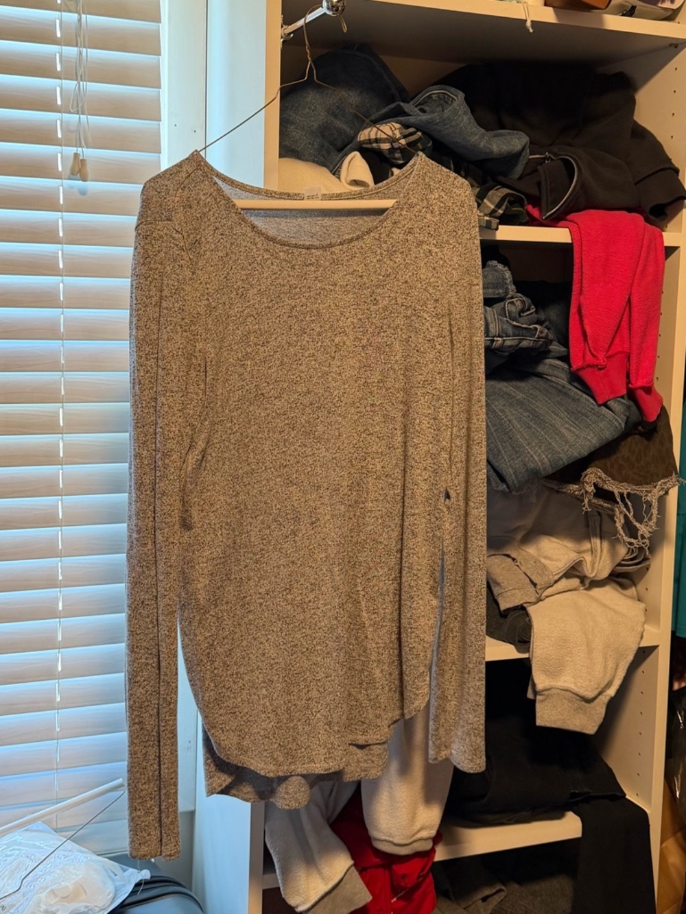 Old Navy Heather Gray Long Sleeve Tee